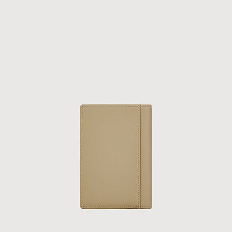 VERA PASSPORT HOLDER WITH NOTES COMPARTMENT