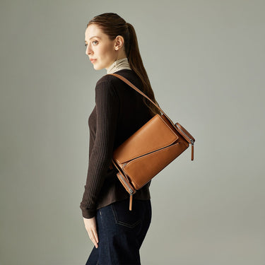 AGMA MEDIUM SHOULDER BAG