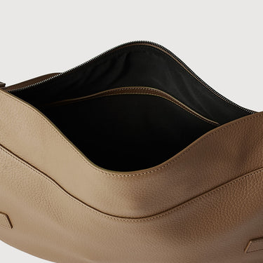 HUGGA MEDIUM MESSENGER