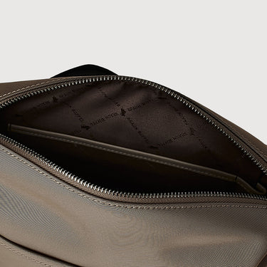 NEIL MEDIUM MESSENGER