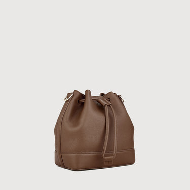 Braun Büffel bran small bucket bag side view