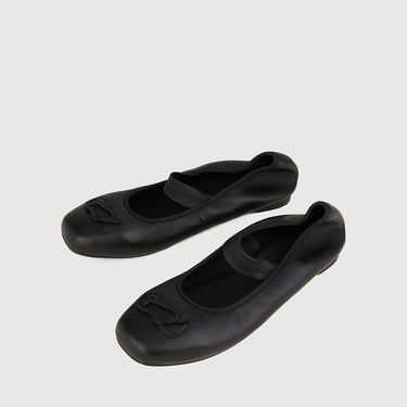 Braun Buffel black leather flat shoes pair