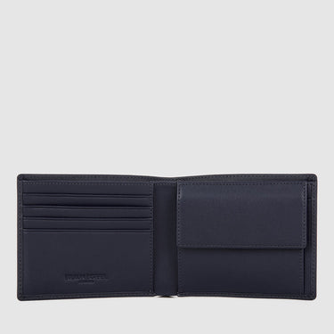 Interior layout of Braun Büffel deep blue men’s leather wallet with card slots and bill compartment
