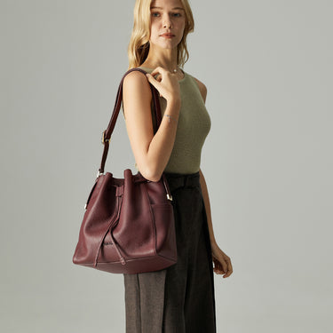 NINA MEDIUM BUCKET BAG