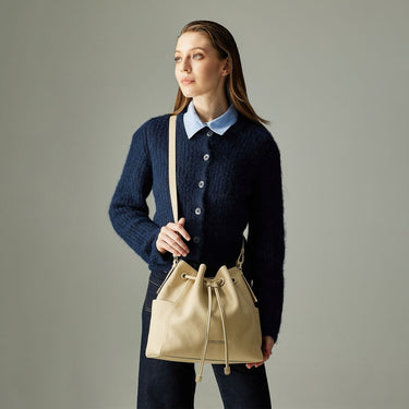 NINA MEDIUM BUCKET BAG