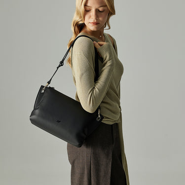 SHOO MEDIUM CROSSBODY BAG