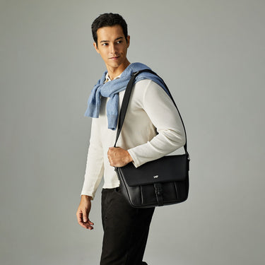 VALADON MEDIUM MESSENGER