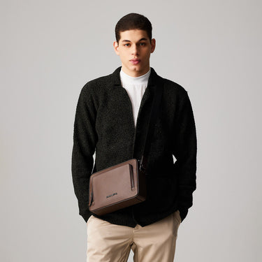 VIKTOR SMALL MESSENGER